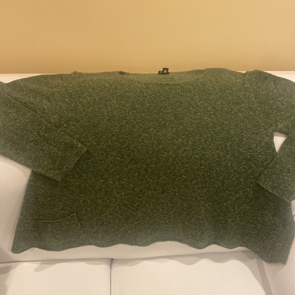 Eileen Fisher beautiful wide bottom sweater green wool super soft size large - Picture 4 of 6